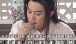娱乐圈团宠心声吃瓜文,揭秘明星背后的真实生活与心酸历程