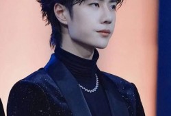 圈内爆料肖战和王一博,揭秘娱乐圈的神秘友情与默契合作